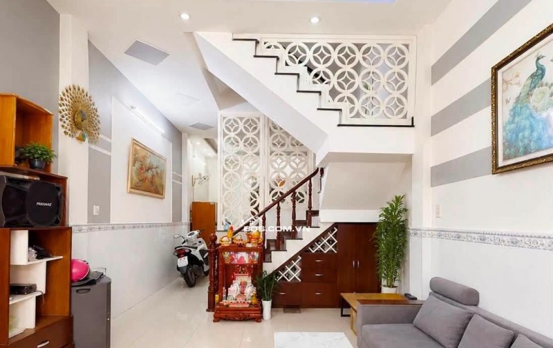 BÁN NHÀ 4 Tầng CHÍNH CHỦ, DTSD 200m, TRƯƠNG ĐÌNH HỘI P16Q8, CHỈ CÓ 5ty200